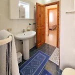 Vico House 3 *