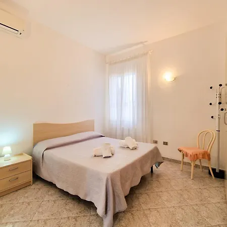 Vico House 3 *
