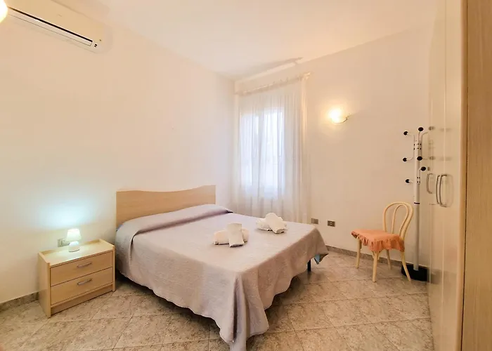 Vico House 3 *